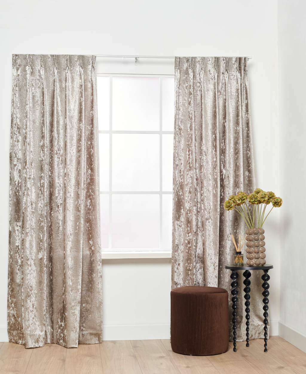 Velvet Croco Champagne 8