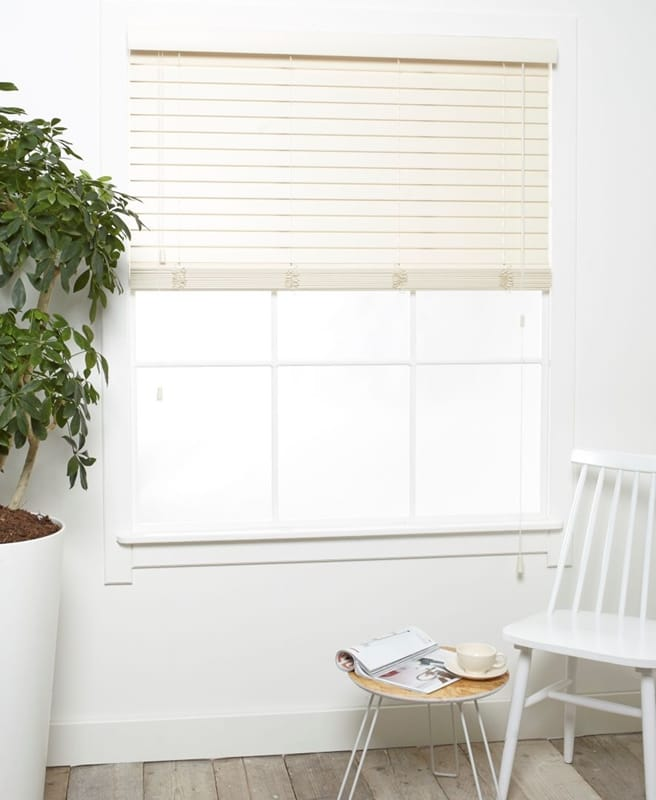 PVC Jaloezieen - Creme Reliëf